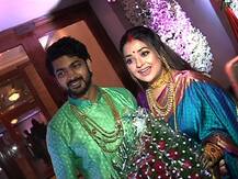 বৈদিক মতে বিয়ের পর জমাটি বৌভাত, দেখুন ওম-মিমির রিসেপশনের এক্সক্লুসিভ ছবি