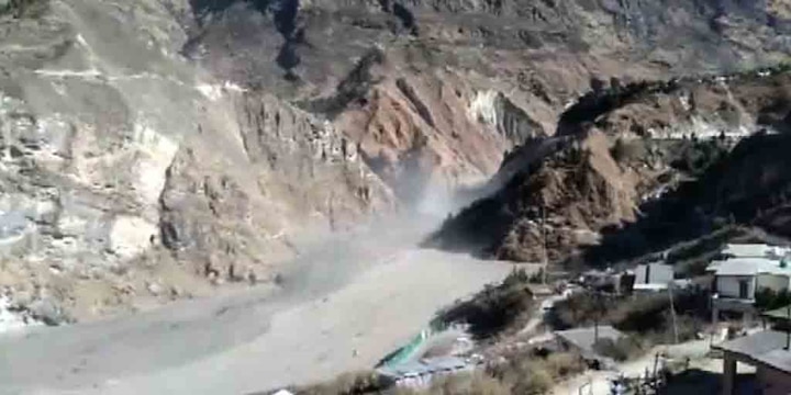 Uttarakhand breaking glacier Rishiganga project Reni many people reportedly missing Uttarakhand Avalanche: ফিরল কেদারনাথের স্মৃতি, উত্তরাখণ্ডে ফের তুষার-বিপর্যয়, নিখোঁজ প্রায় দেড়শো