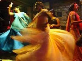 Cabinet Nod For New Dance Bar Draft डान्सरवर पैसे उडवण्याऐवजी बिलातून चुकते करा, सुधारित विधेयकात तरतूद