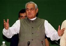 अटल बिहारी वाजपेयींना मूत्रसंसर्ग, सध्या प्रकृती स्थिर : AIIMS