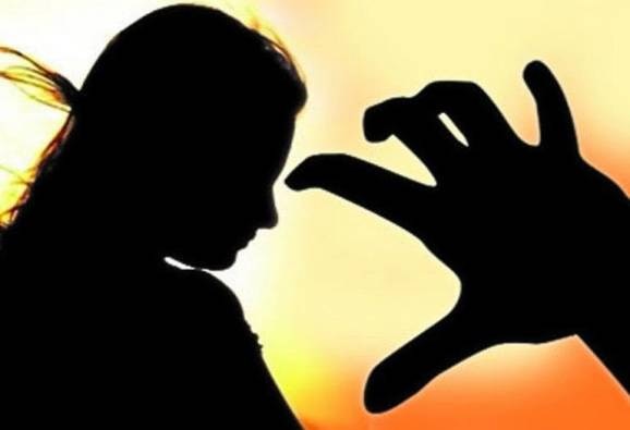 Pune :Two held for gangrape of 23 years old girl in Kondhva पुण्यातील कोंढव्यात तरुणीवर गँगरेप, दोघांना अटक