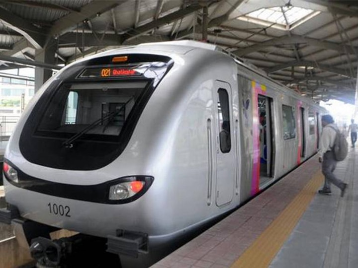 Private companies will also get the name of the metro 3 stations 'मेट्रो-3' च्या स्थानकांनाही मिळणार खाजगी कंपन्यांची नावे; बीकेसी स्थानकास सर्वाधिक पसंती