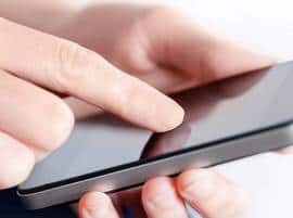 India Banned Partial Mobile Phones Import From China 'मेड इन चायना'ला चाप, स्वस्त चिनी मोबाईलवर भारतात बंदी