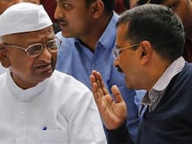 आता पार्टी फंडवर गप्प का, अण्णांचा केजरीवालांना टोला