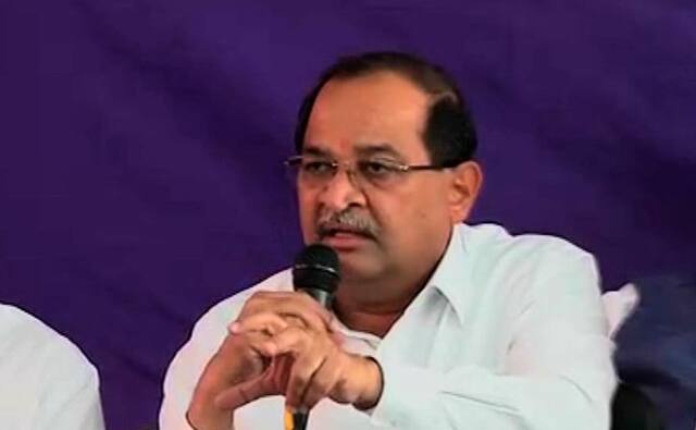 माफीनामा हे उद्धव ठाकरेंना उशीरा सुचलेलं शहाणपण: विखे-पाटील