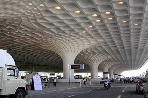 Abp Majha Effect Toll Collection By Gvk Is Closed At Mumbai International Airport Latest News 'माझा' इफेक्ट, मुंबई विमानतळावर GVK ची टोलवसुली बंद