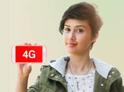 एअरटेल गर्ल पुन्हा चर्चेत, सोशल मीडियावर साशा ट्रेण्डिंगमध्ये