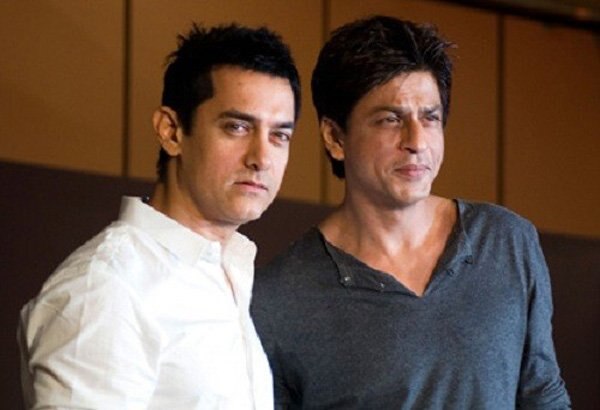 Aamir Khan Sought Shah Rukh’s Advice on How to Smoke in front of Amitabh Bachchan बिग बींसमोर सिगरेट प्यायलेली चालेल? आमीरने मागितला शाहरुखचा सल्ला