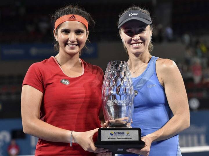 तर मार्टिना हिंगिस 9,725 गुणांसह दुसऱ्या स्थानावर आहे.
