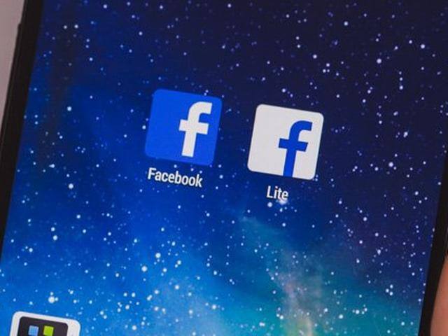 फेसबुकवरुन तुमचा डेटाही लीक? ‘असं’ पाहा Tips for check whether your facebook data safe or leak फेसबुकवरुन तुमचा डेटाही लीक? ‘असं’ पाहा