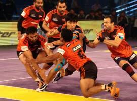 U Mumba Fail To Entered In Pro Kabaddi Semis पुण्यानं मारली बाजी... प्रो कबड्डीत यू मुम्बाचं आव्हान संपुष्टात