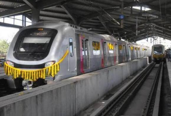 Metro 3 Carshed In Aarey Colony Mumbai Latest Updates आरे कॉलनीत 25 हेक्टरवर मेट्रो 3 चं कारशेड, 3130 झाडांची कत्तल होणार