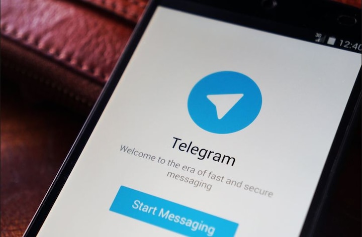 Telegram becomes most downloaded app on Google Play Store WhatsApp च्या विवादास्पद पॉलिसीचा फायदा Telegram ला, बनलं सर्वाधिक डाऊनलोड झालेलं नॉन गेमिंग अॅप