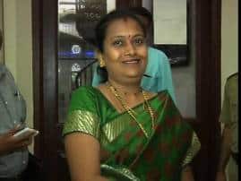 उद्घाटनाच्या वादावरुन मुंबईच्या महापौरांचा थेट मुख्यमंत्र्यांवरच लेटरबॉम्ब