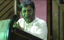 औरंगाबादमध्ये श्रीहरी अणेंच्या गाडीवर शिवसैनिकांकडून दगडफेक