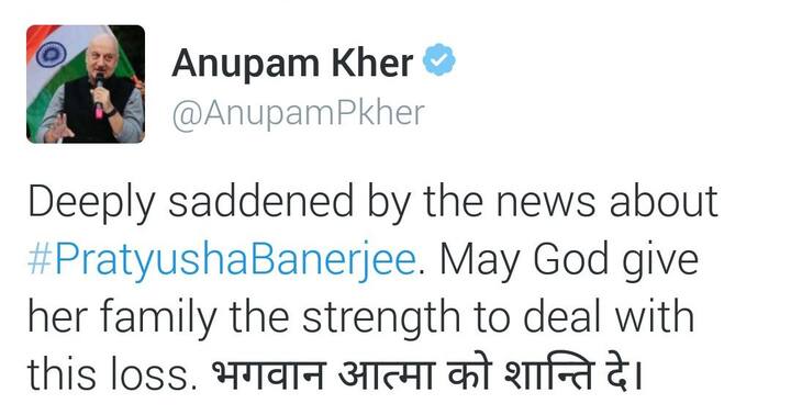 ट्विटरवरुन अभिनेते अनुपम खेर यांनी श्रद्धांजली अर्पण केली.