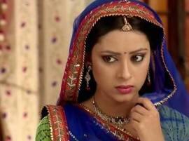 प्रत्युषाचा मृत्यू गळफासामुळेच, शवविच्छेदन अहवालातून स्पष्ट