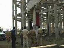 लातुरात भीषण पाणी टंचाई, पाण्याच्या टाक्यांना पोलीस संरक्षण