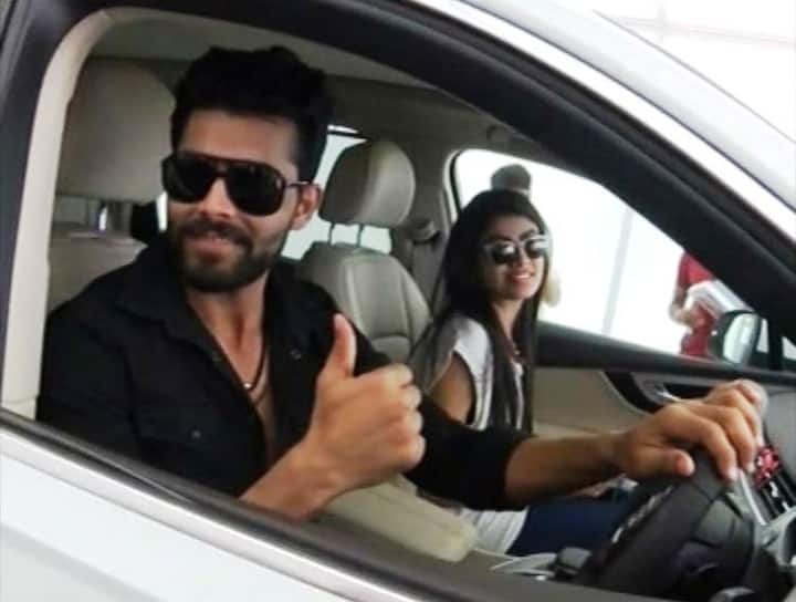 त्यातच सासरच्या मंडळींनी दिलेल्या अनपेक्षित भेटीने त्याचा चेहरा चांगलाच खुलला होता. 