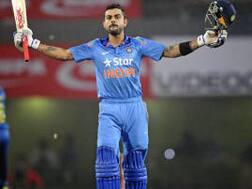 आता थेट विराटशी बोला, मोटोच्या नव्या स्मार्टफोनमध्ये खास अॅप