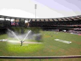 Mumbai Highcourt Asks Bcci To Take Ipl Matches Out Of Maharashtra IPL महाराष्ट्राबाहेर नेण्याचा विचार करा, कोर्टाचा BCCI ला सल्ला