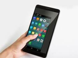 लेनोवोचा फॅबलेट लॉन्च, एकदा चार्जिंग केल्यानंतर 20 दिवस चालणार