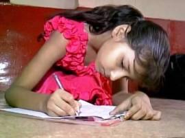 'धन्यवाद', चिमुकलीच्या पत्राला पंतप्रधानांचं उत्तर Pm Modi Writes Thank You Letter To 10 Year Old Girl 'धन्यवाद', चिमुकलीच्या पत्राला पंतप्रधानांचं उत्तर