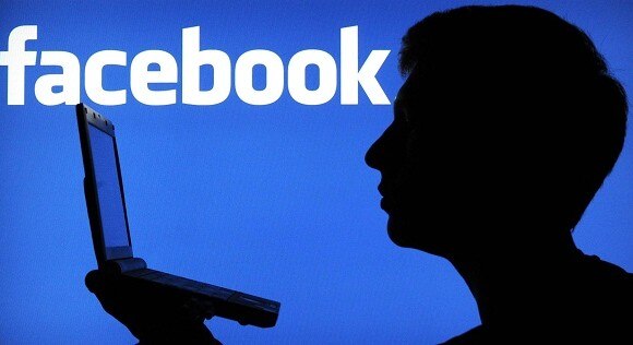 facebook has information of 27 million fake accounts in his social networking platform फेसबुककडे 27 कोटी बनावट अकाऊंटची माहिती