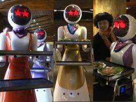 वेटर्सचं काम करणारे रोबो, रोबोंना पाहण्यासाठी हॉटेल फुल्ल