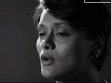 पल्लवी जोशीचा गाता गळा, 'चंद रोज..'चं पार्श्वगायन