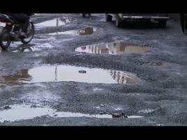 रस्ते घोटाळ्यात काळ्या यादीतील कंत्राटदारांना पुन्हा काम