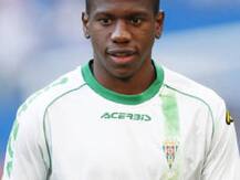 फुटबॉलपटूचा मैदानातच हृदयविकाराच्या धक्क्याने मृत्यू