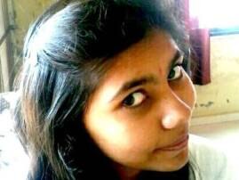 College Girl Commited Suicide In Surat 'अंत्यसंस्कारांऐवजी गोव्याला जाऊन एक-एक पेग मारा...'