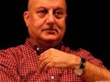 अभिनेते अनुपम खेर रुग्णालयात दाखल