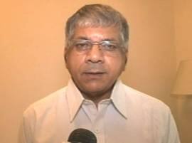 'आप'कडून खडसेंच्या चारित्र्यहननाचा प्रयत्न : आंबेडकर