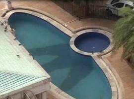 सोसायटीतील स्विमिंग पूलमध्ये बुडून अल्पवयीन मुलीचा मृत्यू