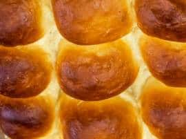 पाव फुगवण्यासाठी वापरणाऱ्या धोकादायक पोटॅशियम ब्रोमेटवर लवकरच बंदी Soon Ban On Potassium Bromide पाव फुगवण्यासाठी वापरणाऱ्या धोकादायक पोटॅशियम ब्रोमेटवर लवकरच बंदी