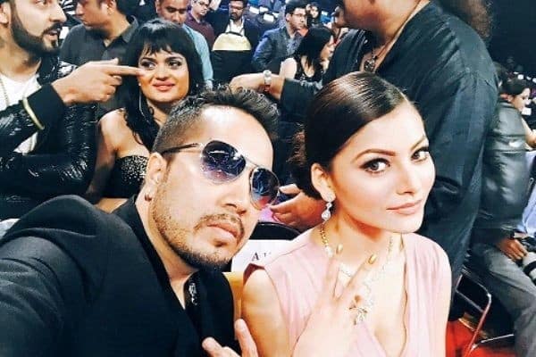 पण मिकानं अद्याप उर्वशीसोबत लग्नाची कोणतीही औपचारिक घोषणा केलेली नाही.