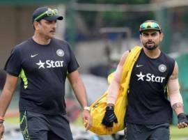 Virat Kohli Should Be Made Indias Captain In All Three Formats Says Ravi Shastri कोहलीला सर्व प्रकारच्या क्रिकेट कर्णधारपदाची जबाबदारी द्यावी : शास्त्री
