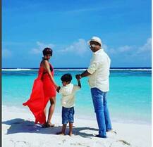 मालदिवमध्ये मंदिरा, पाहा खास लूक 