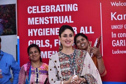 यासाठी मुलींसोबतच मुलांमध्ये देखील मासिक पाळी संदर्भातील मतपरिवर्तन होण्याची गरज आहे, असे सांगून करीना म्हणाली की, 