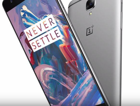 या फोनमध्ये 16 मेगापिक्सल रिअर कॅमेरा आणि सेल्फिसाठी 8 मेगापिक्सलचा कॅमेरा दिलेला आहे. शिवाय वनप्लस3 मध्ये 3000 mAh क्षमतेची बॅटरी आणि फिंगरप्रिंट स्कॅनर देखील असणार आहे.