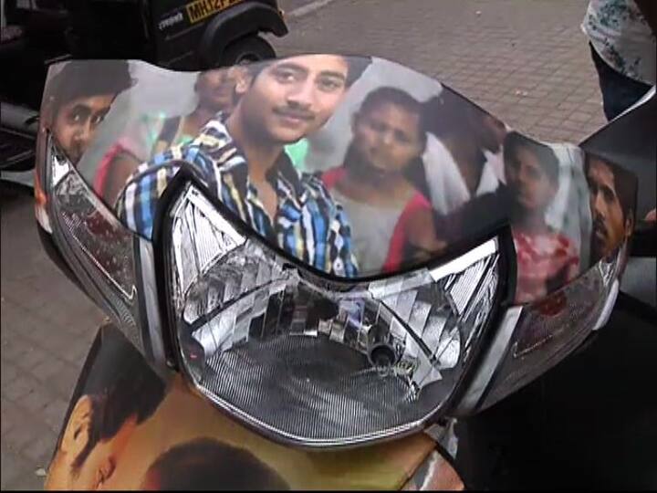 स्वप्नील भोंडवे असं त्याचं नाव असून त्यानं नव्या कोऱ्या गाडीला सैराट करुन टाकलं.