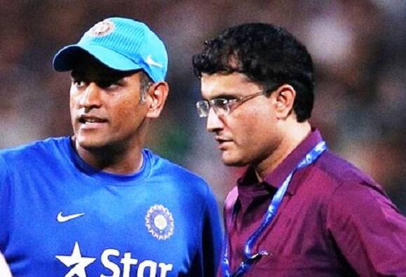 मी खेळाची मजा लुटत असून, कर्णधारपदी कोणाची निवड करावी हा बीसीसीआयचा निर्णय आहे, असं धोनी म्हणाला.