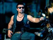 एजाज खान अश्लील मेसेज-फोटो पाठवतो, ऐश्वर्याचा आरोप