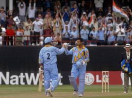 तब्बल 17 वर्षांनी गांगुली-द्रविडचा विक्रम मोडीत!