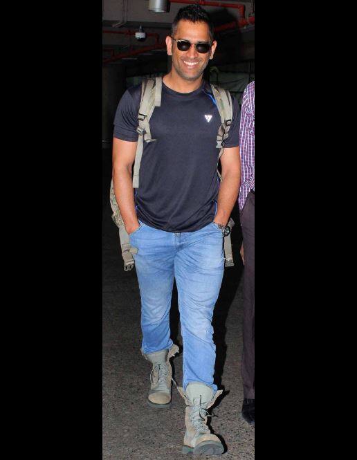 या मालिकेत तीन सामन्यांचा समावेश आहे.