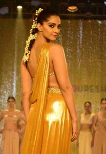 सोनम कपूरच्या 31 व्या बर्थ डे सेलिब्रेशनचे 31 फोटो