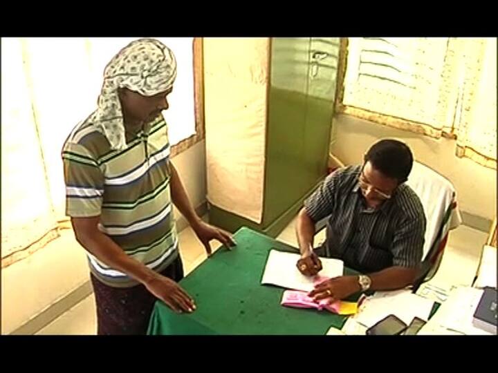 शहरात विविध सरकारी कार्यालयात कूपन वाटपाची सोय आहे. भूक लागलेली कोणतीही व्यक्ती इथे जाऊन कूपन मोफत घेऊ शकते आणि त्या-त्या झोनच्या हॉटेलमध्ये जाऊन जेवू शकते. कूपन देताना ना त्या व्यक्तीची आर्थिक स्थिती  बघितली जाते, ना जात ना पात. व्यक्ती  भूकेली असते एवढं कारण पूरेसं असतं