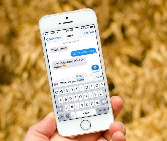 आयमेसेज कॅमेरा इंटिग्रेशन, बबल इफेक्ट, लिंक प्रीव्ह्यू यांसारखे फीचर्स IOS 10 मध्ये अॅड करण्यात येणार आहेत.